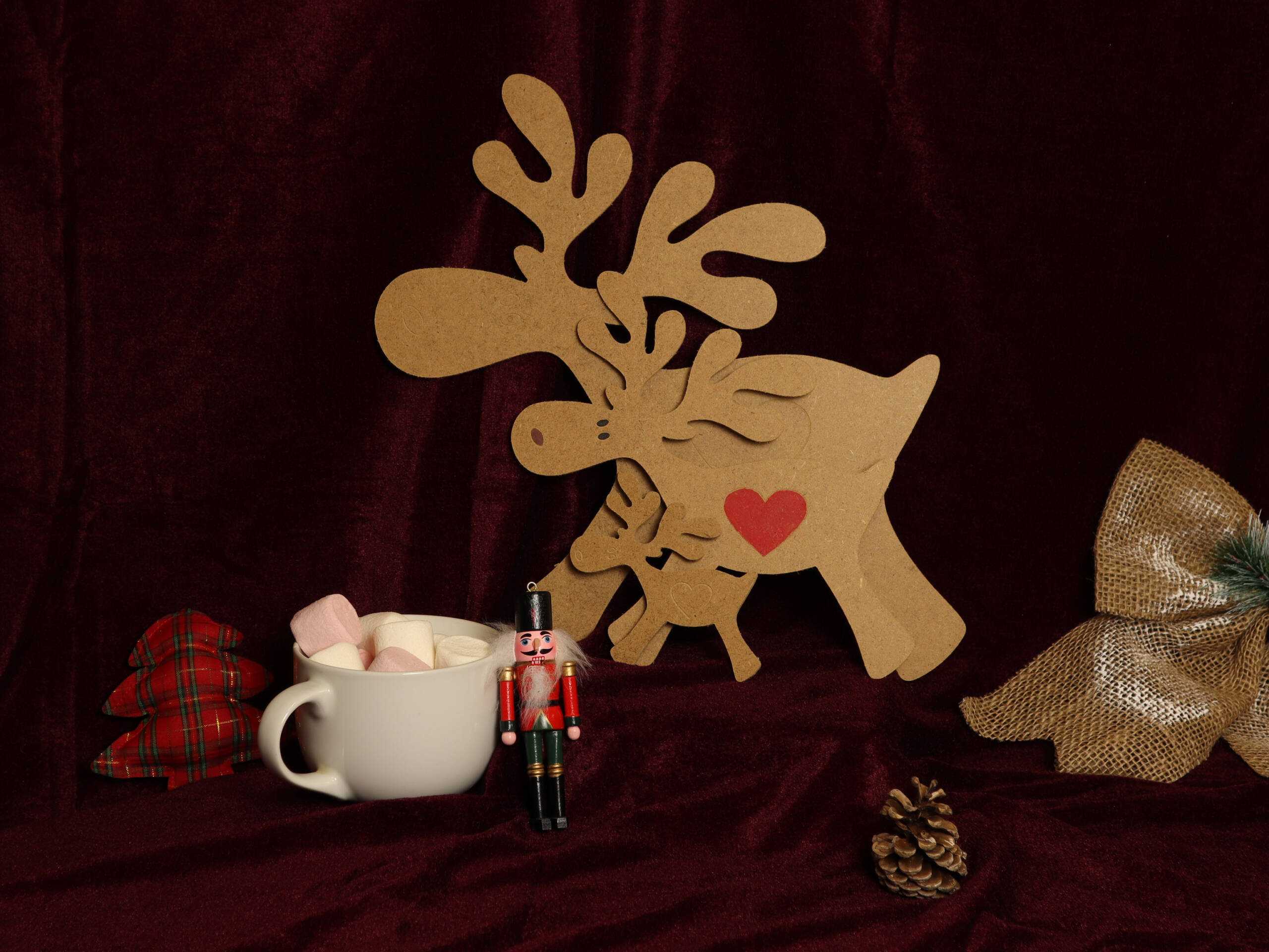 Caribous en bois à décorer Famille Éclair, 3 tailles pour une décoration de Noël