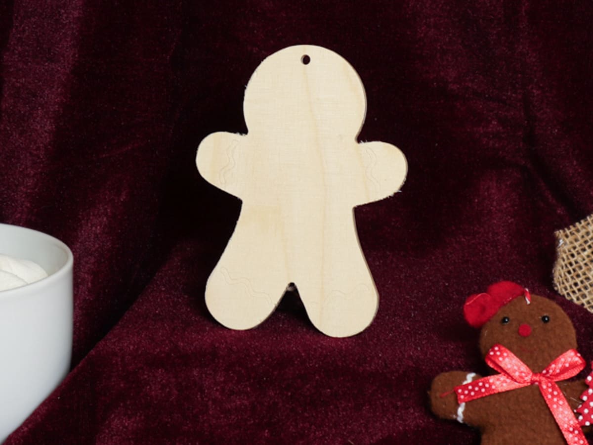 Bonhomme de Noël en bois à suspendre de 8,5 × 11,5 cm en contreplaqué de 4 mm